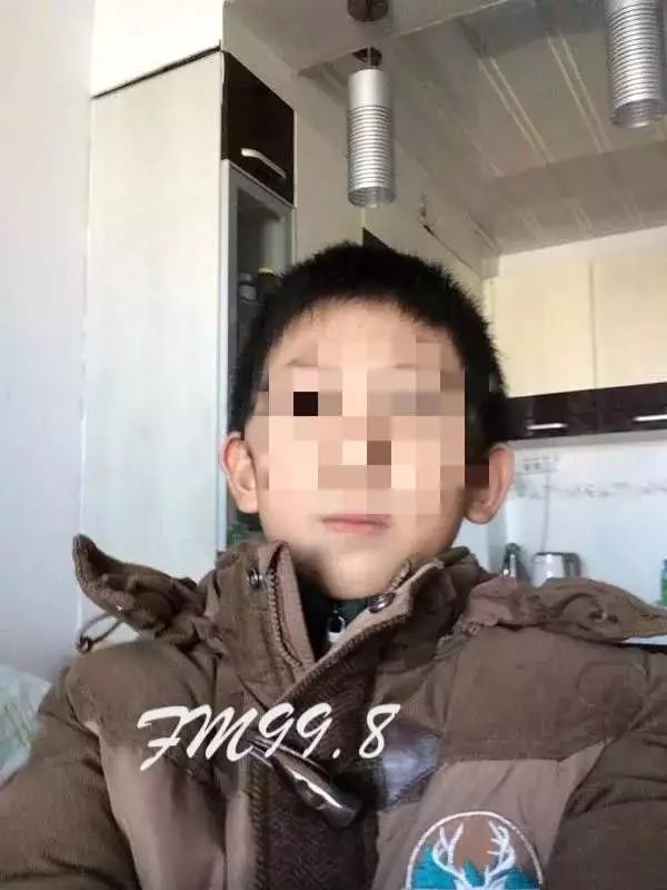 13岁男孩失联多日被找到，靠喝水存活