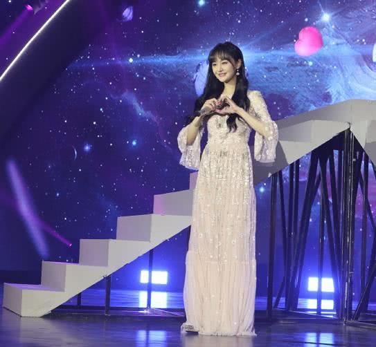 杨紫生命树播放量破百亿，见证时代巨星的璀璨时刻