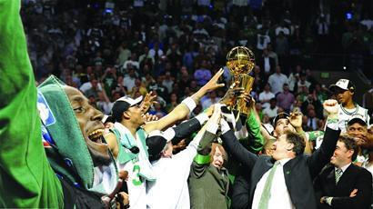 那年夏天，我们为什么还在念叨06年总决赛？用Go语言逻辑拆解NBA史上最悬疑的一轮系列赛