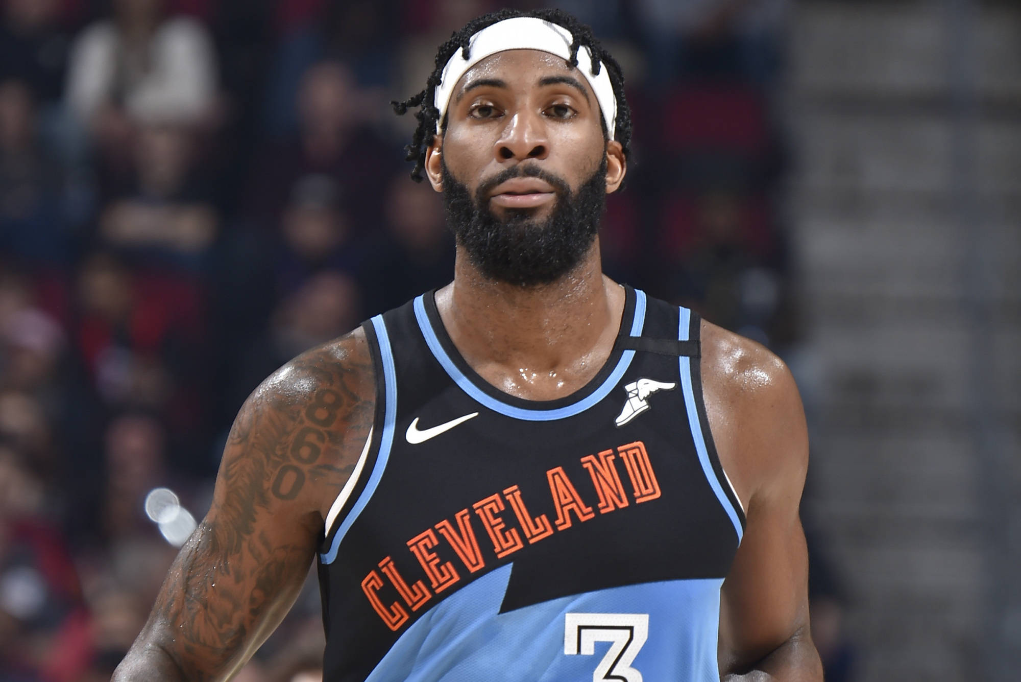 身高不够，拼劲来凑，NBA那些最矮的中锋，凭什么站稳脚跟？