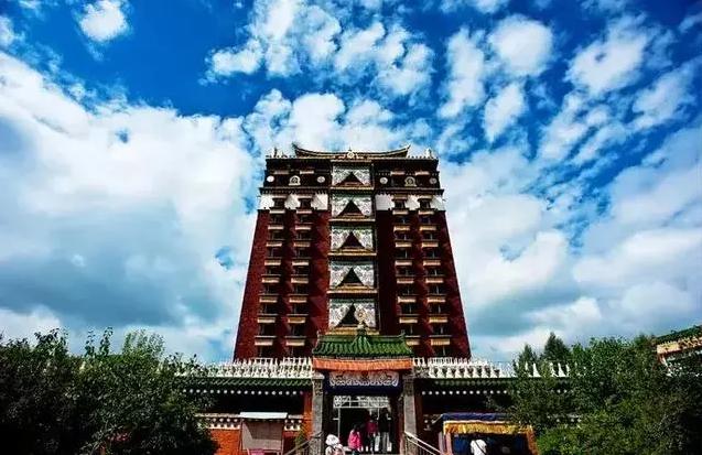 贵州到甘南旅游攻略，一场从山水到信仰的穿越之旅