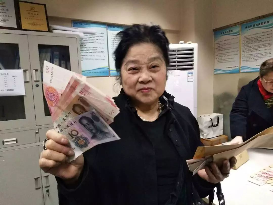 深圳一小区给业主发288万现金，这背后的故事你了解吗？