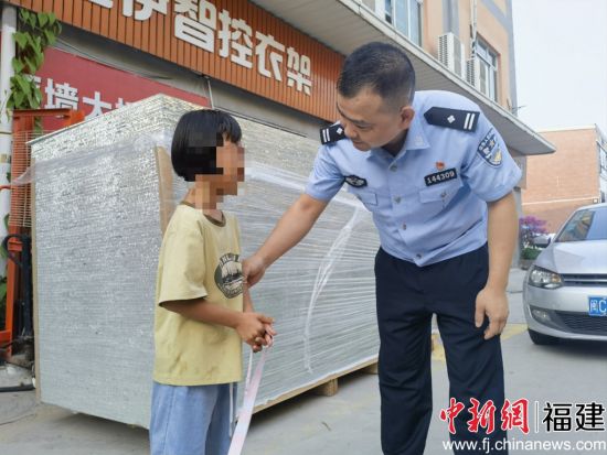 重庆地铁吐血女孩牵动人心，彭水获3万善款