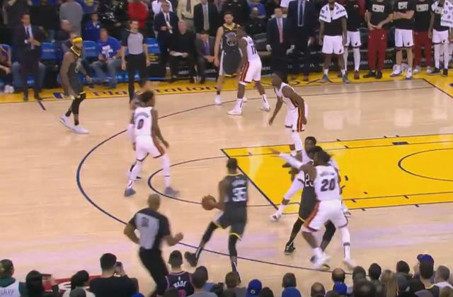 NBA 25号球员，那些被数字铭记的球场故事