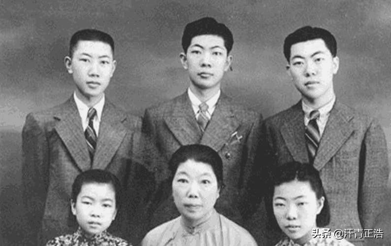 90岁老太太给重孙女买裙子视频火了，跨越世代的温情传递